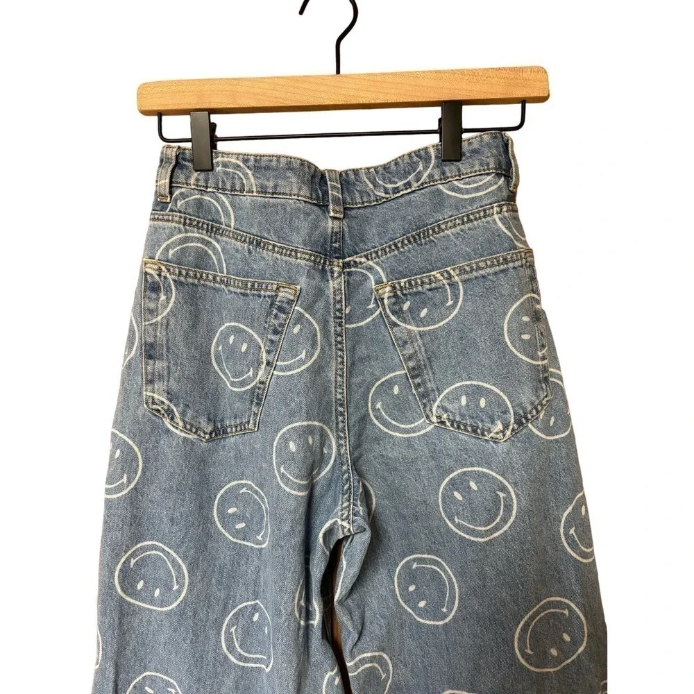 Smiley x H&M smiley Face Wide Leg Straight Leg Smiley Face denim Jeans Size 0